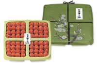 化粧箱入〔470g〕 3,564円(3,300円)化粧箱入〔810g〕 5,940円(5,500円)